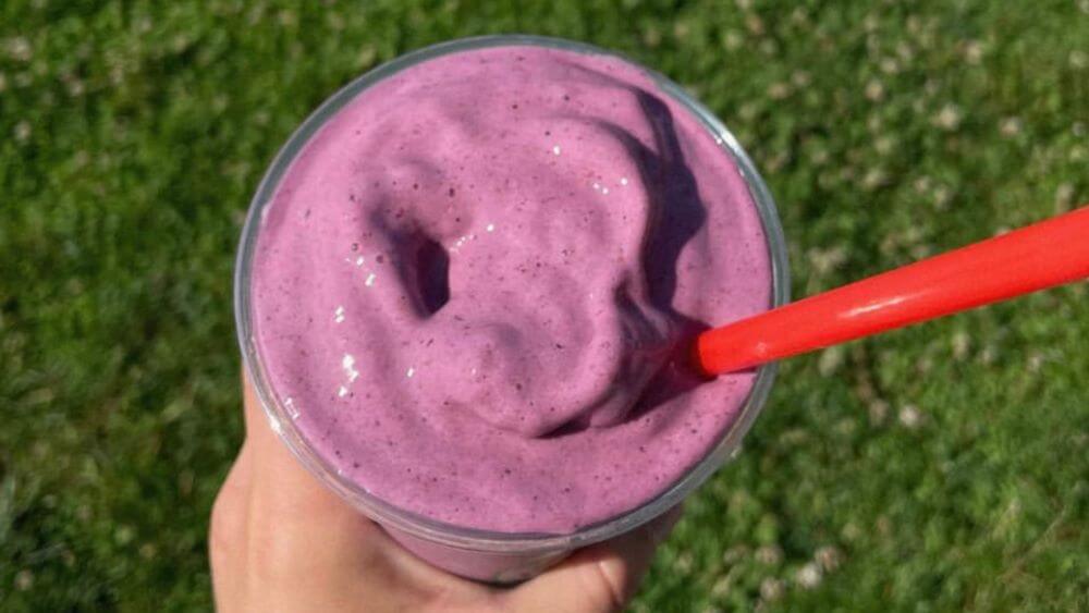 Cheers to Wellness: Must-Try Protein Smoothies for 2025!