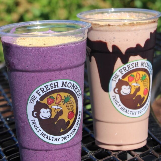 Us in another universe @thefreshmonkee ✨🙊🌴

Blueberry Pie + Hazelnut S’mores 

#smoothies #shakes #smoothie #shake #juicebar #proteinshakes #healthyshakes #wheyprotein #plantbasedprotein #veganprotein #cleaneating #proteinsmoothies #highprotein #proteinsupplements #supplements