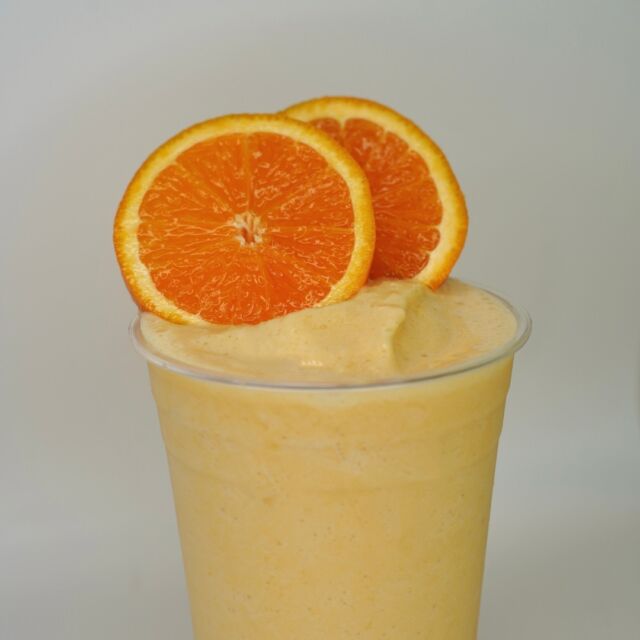 🍊 Orange Cream Dream! 🍊

Say hello to your new favorite protein shake! Our Orange Cream protein shake is not only packed with refreshing citrus flavor, but it’s also loaded with all-natural, healthy ingredients that keep you feeling full and energized. 💪

At The Fresh Monkee, we believe in fueling your body with the best. Our shakes are crafted with high-quality protein, natural fruits, and wholesome ingredients—no artificial stuff here! That’s why our shakes are not just a treat but a satisfying meal replacement.

#OrangeCream #ProteinShakes #HealthyLiving #TheFreshMonkee #NaturalIngredients #FuelYourBody #BetterBreakfastMonth