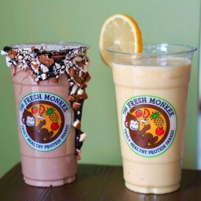 Want to shake things up? Give our seasonal flavors a try– Almond Joy or Pineapple Lemonade! Sweet, refreshing, and packed with protein😉

#AlmondJoy #PineappleLemonade #DrinkLocal #SeasonalFlavors #ProteinShake #TheFreshMonkee