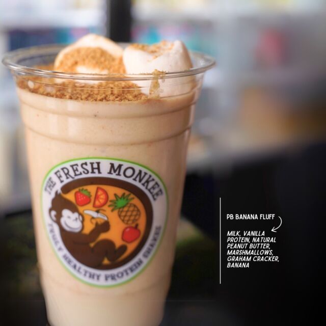 Banana + peanut butter + marshmallows = the protein shake you didn’t know you needed🍌🥜😋

#ProteinShake #BananaPeanutButter #PostWorkoutFuel #HealthySnacks #NutritionGoals #CleanEating #TheFreshMonkee